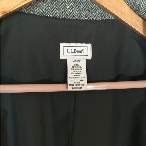 LL Bean Wool Herringbone Blazer - Picture 2 of 6
